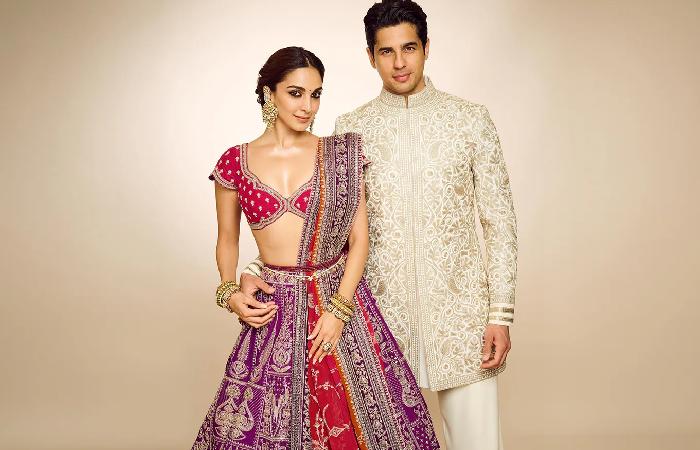 How to Accessorize Suits for a Chic Look